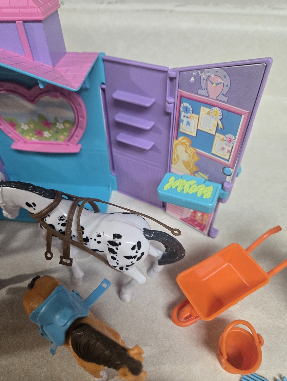 Horse Stable Ranch Toy Bundle - Picture 9 of 16